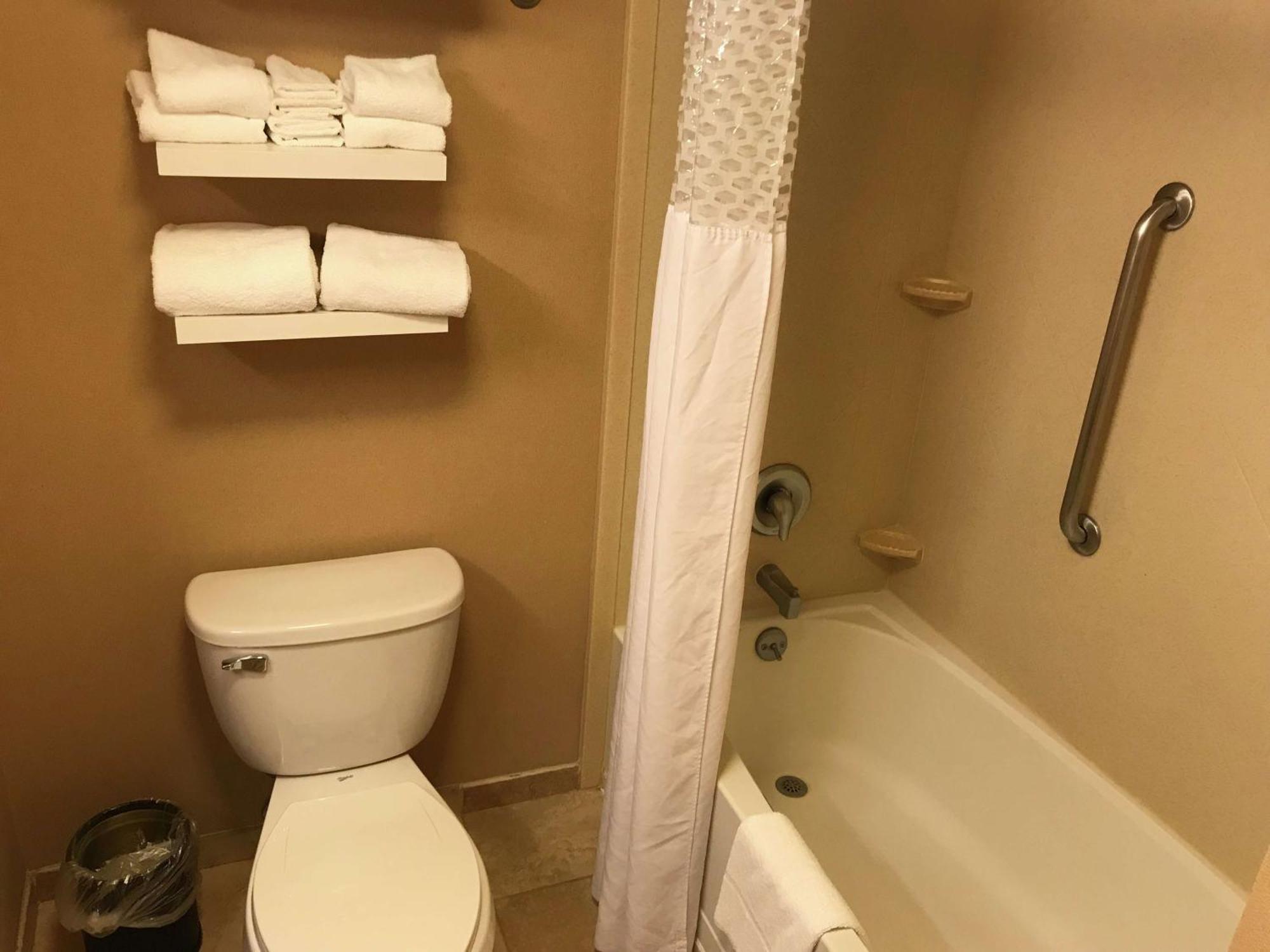 Hampton Inn & Suites Bloomington-Normal Kültér fotó