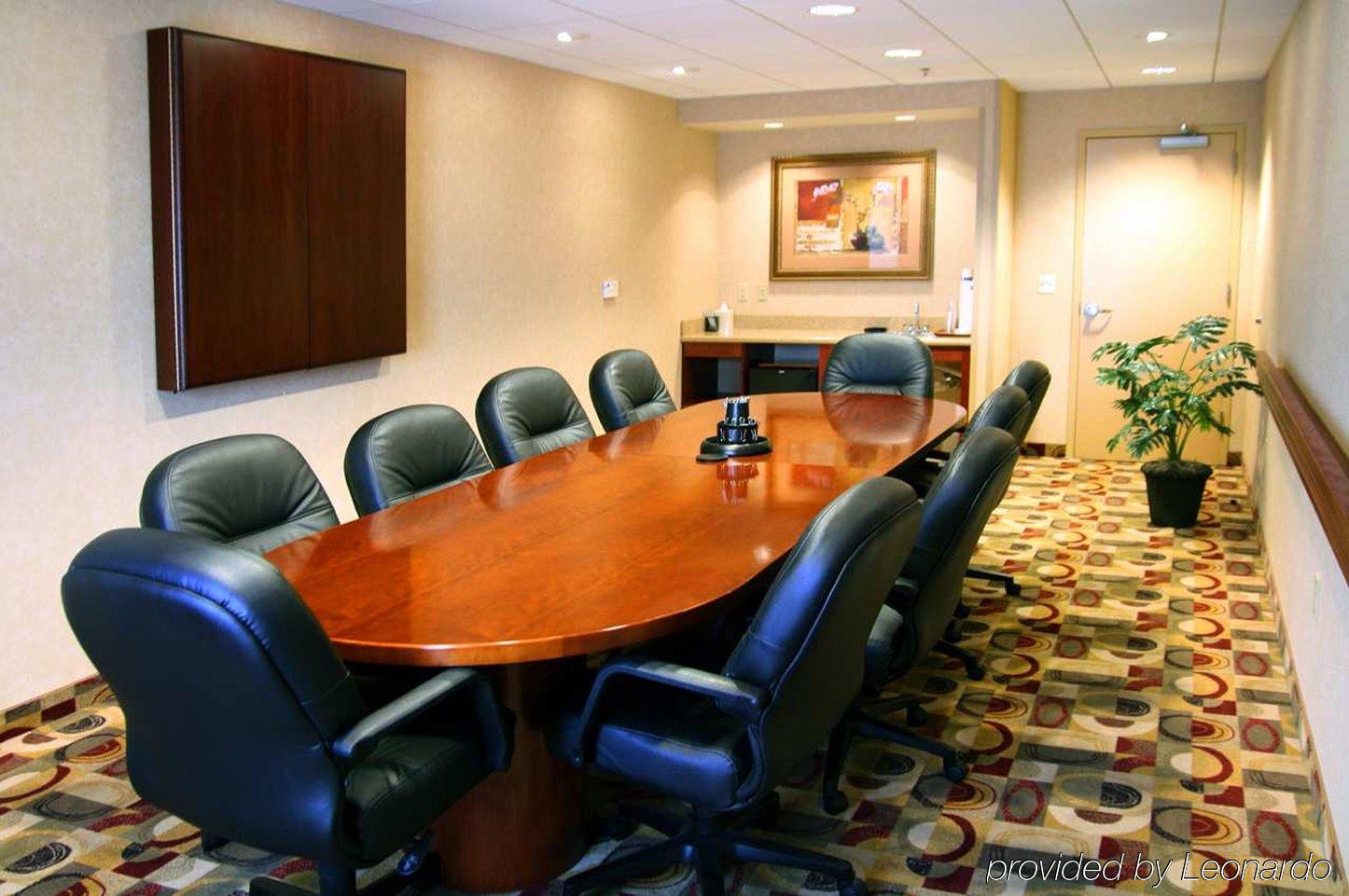 Hampton Inn & Suites Bloomington-Normal Létesítmények fotó