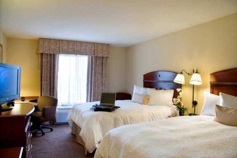 Hampton Inn & Suites Bloomington-Normal Szoba fotó